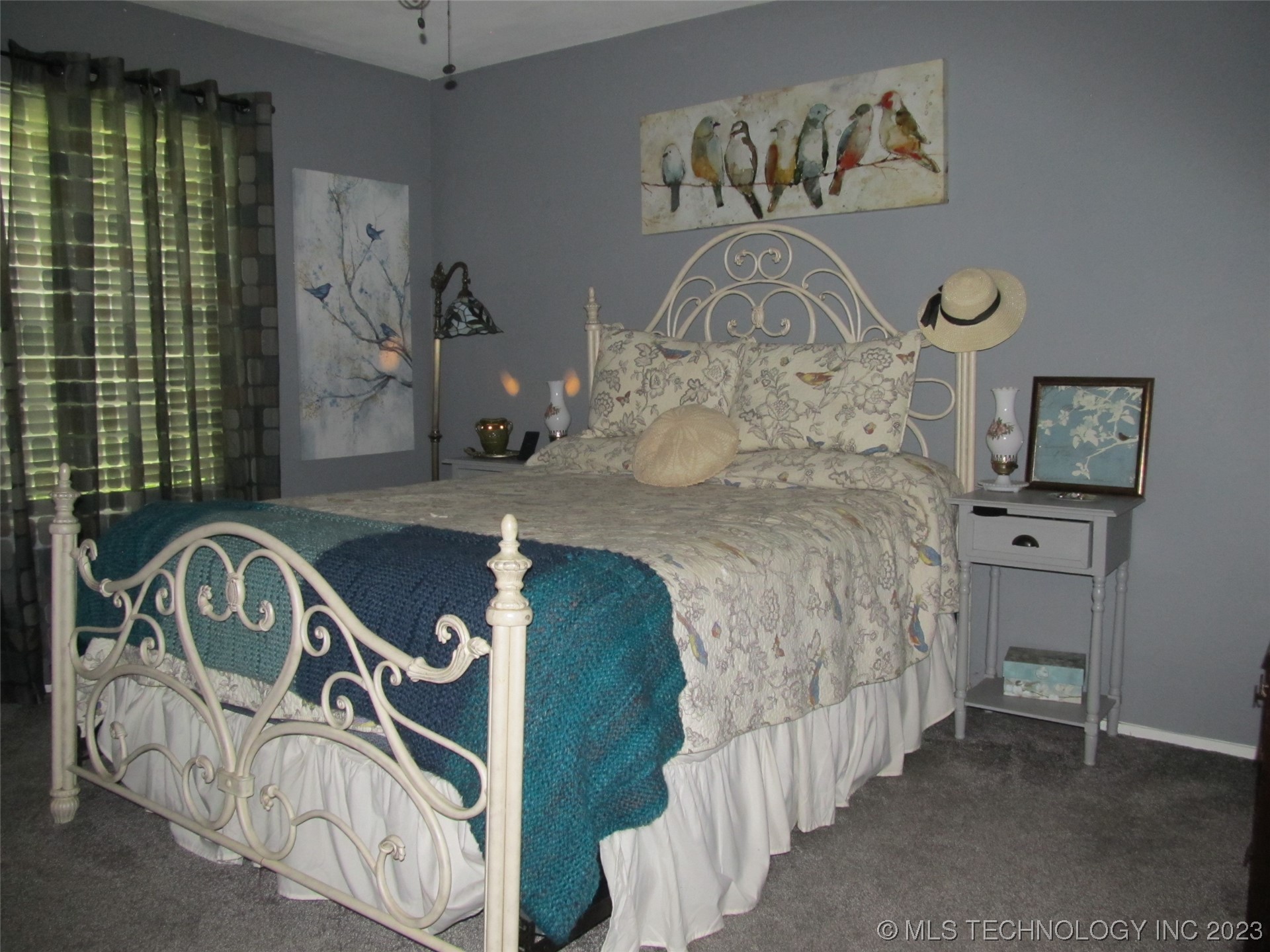 Photo 8 of 17 of 205 Chaparral house