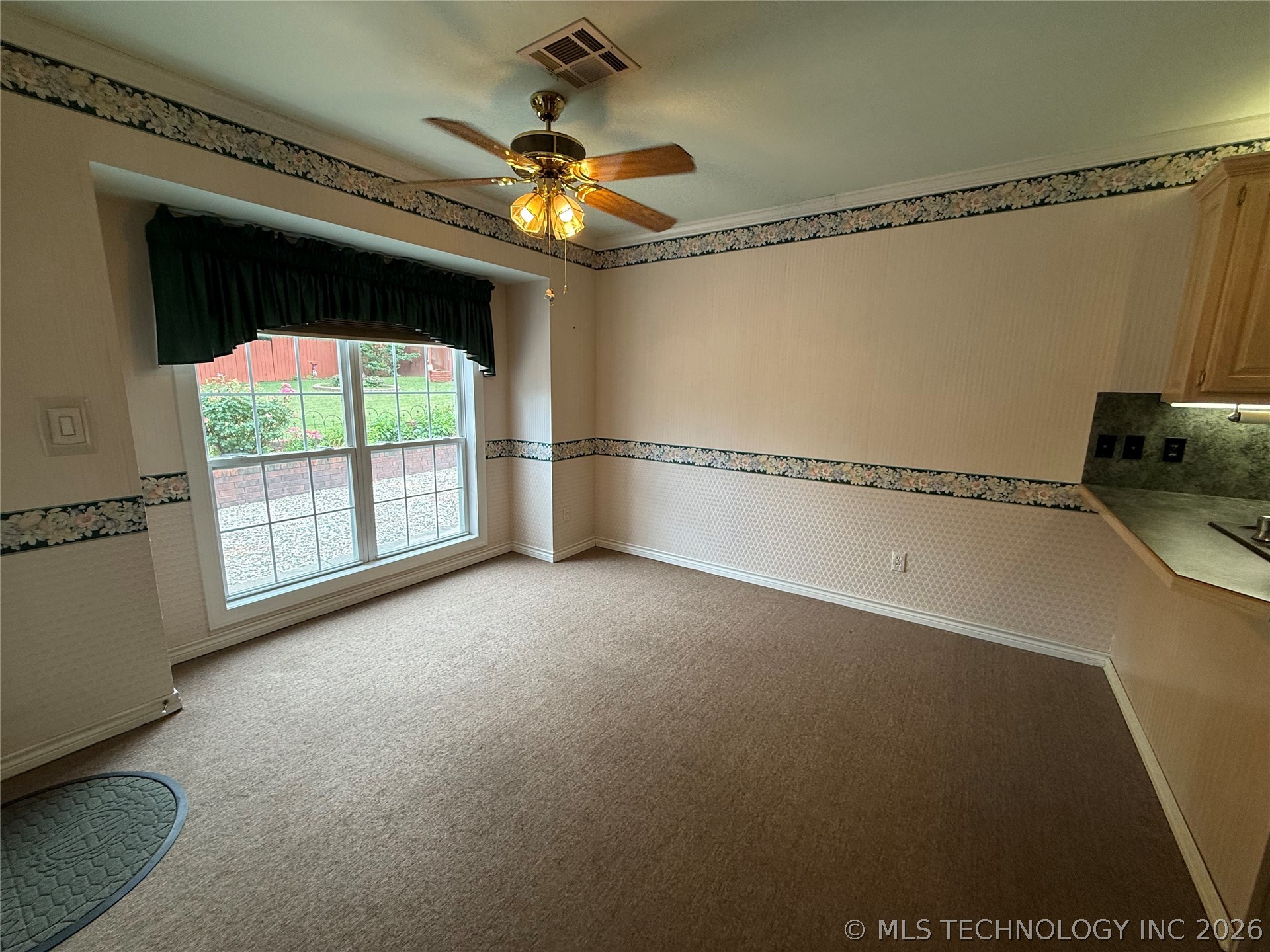 1207 Grandview AVE, Fort Gibson, OK 74434 — MLS #2618578 — photo 12 of 51