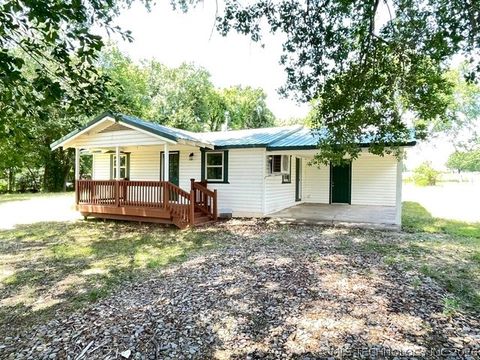Photo of 464025 Highway 141, Gans, OK 74936 (MLS # 2622043)