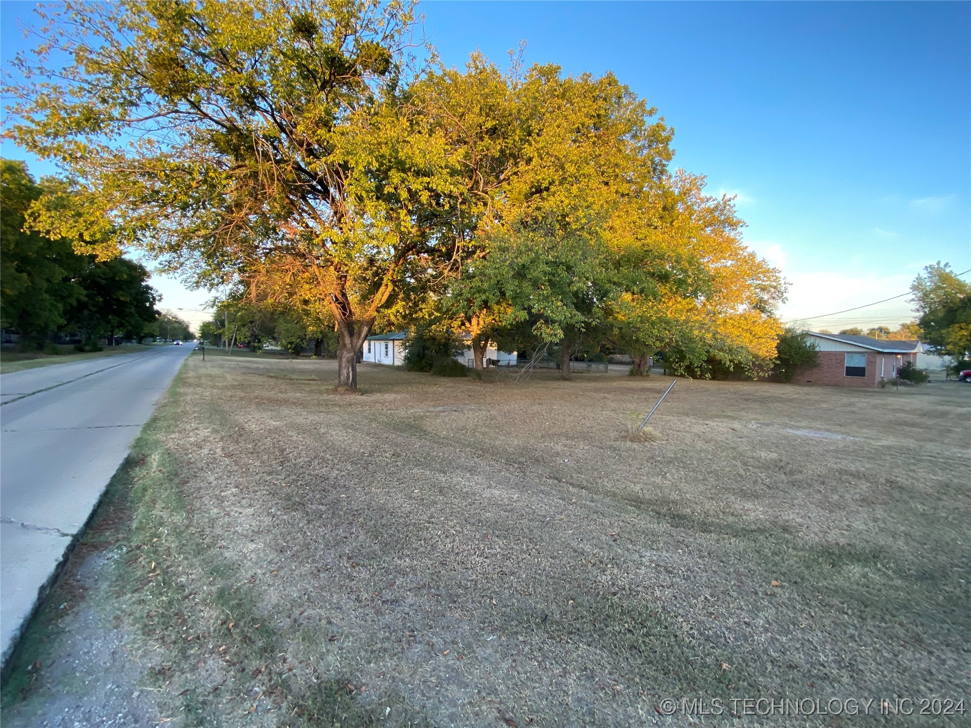 108 W Bryan