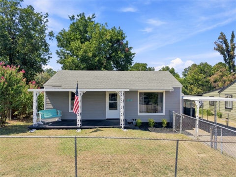 Photo of 1214 N New Haven Avenue, Tulsa, OK 74115 (MLS # 2632517)