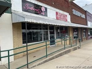 210 W Evergreen Street