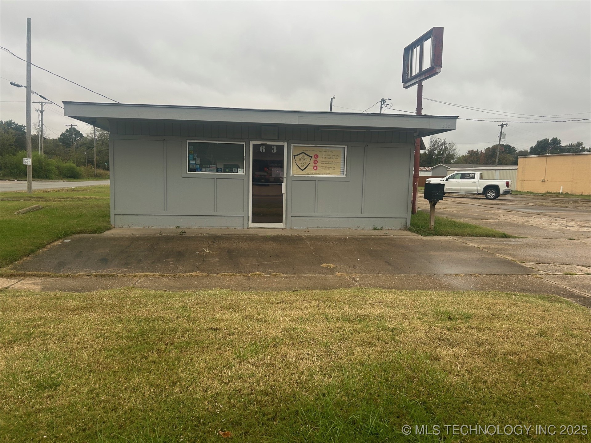 Photo 1 of 11 — 603 W Cherokee Street, Wagoner, OK 74467
