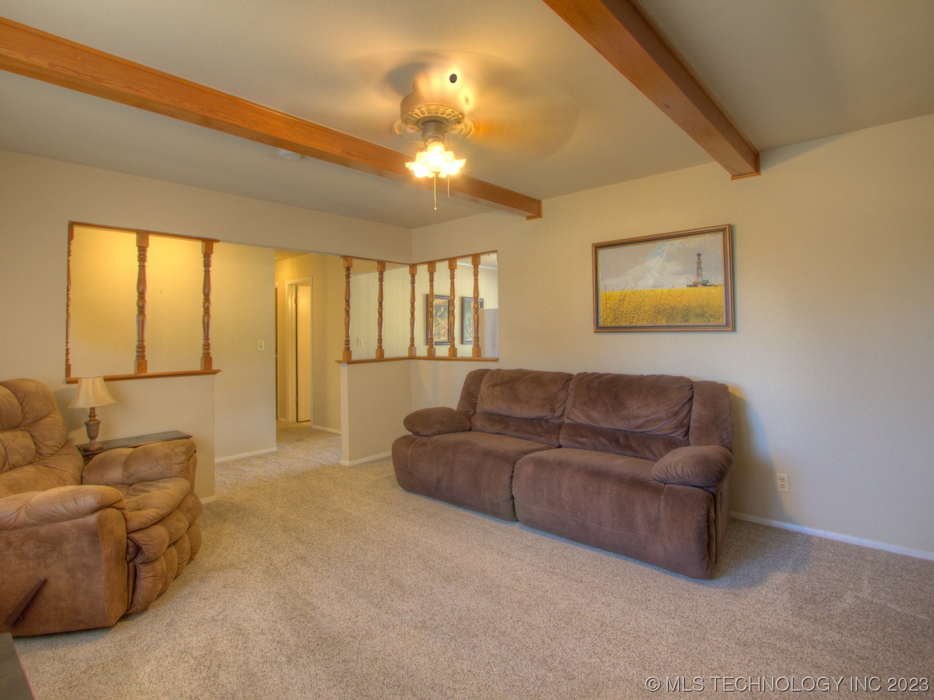 Photo 7 of 30 of 14818 N Javine Hill Road house