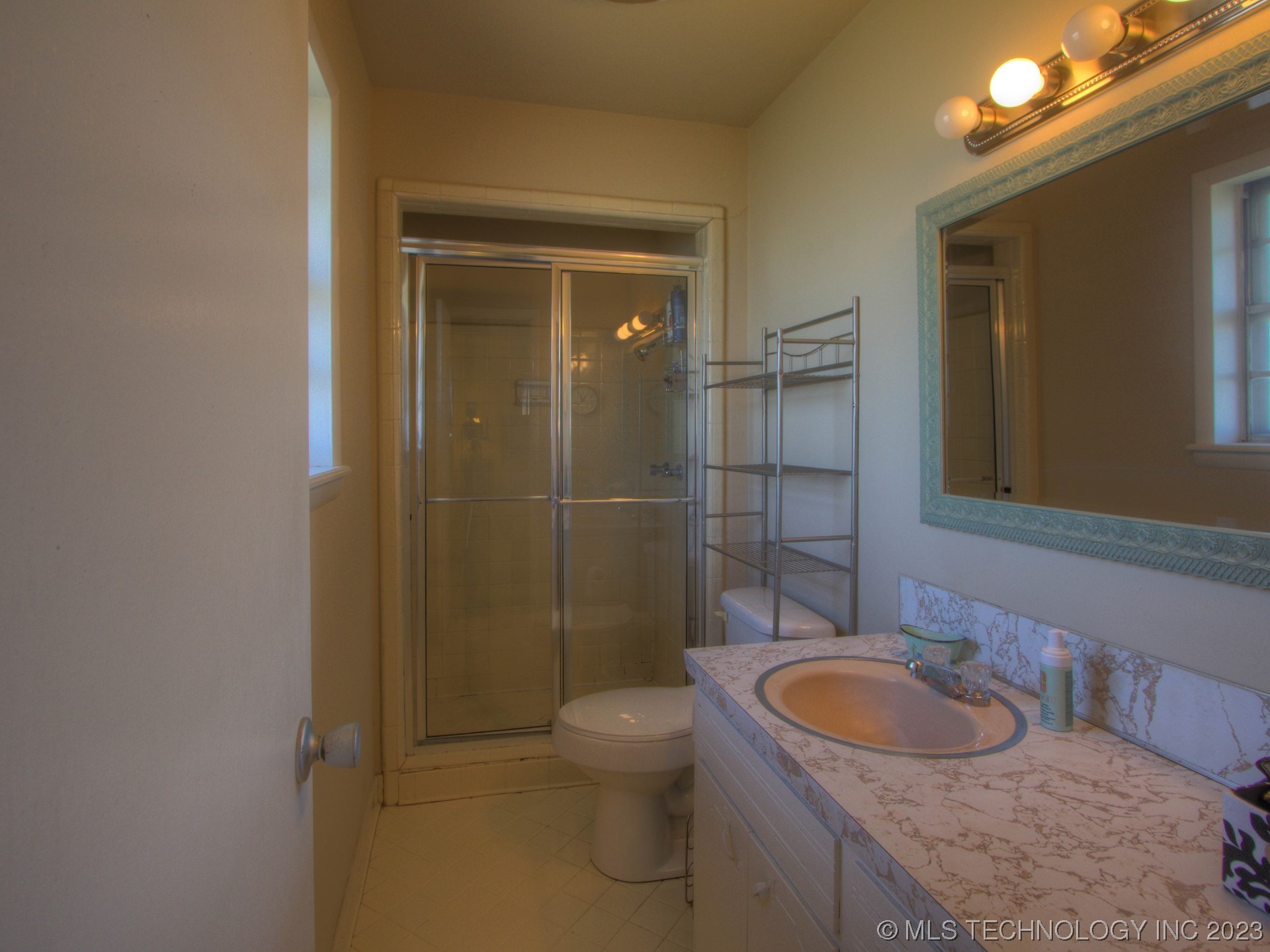 Photo 14 of 30 of 14818 N Javine Hill Road house