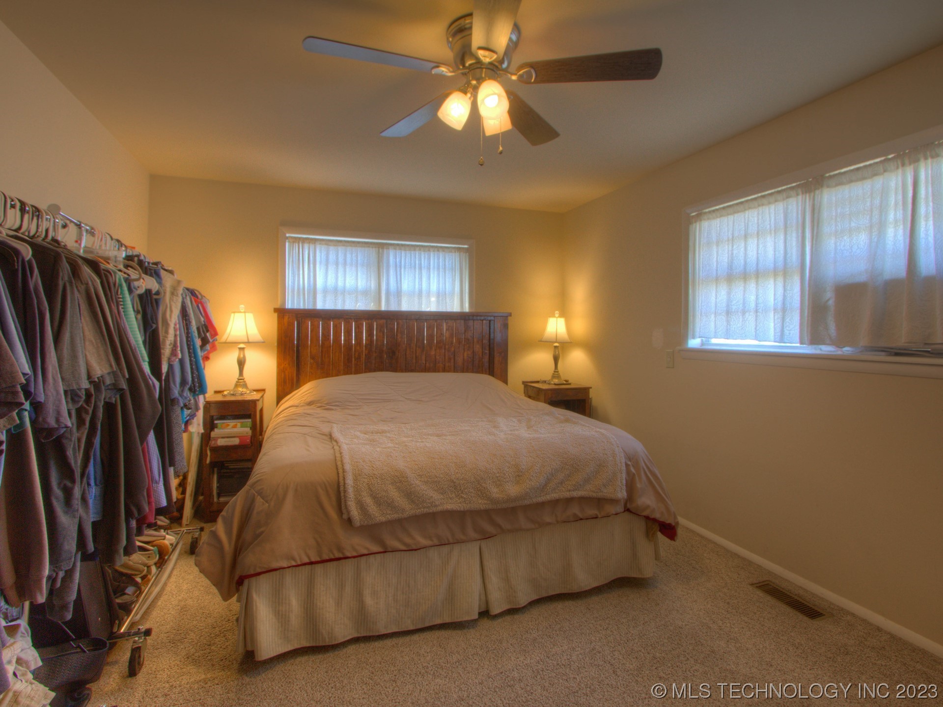 Photo 13 of 30 of 14818 N Javine Hill Road house