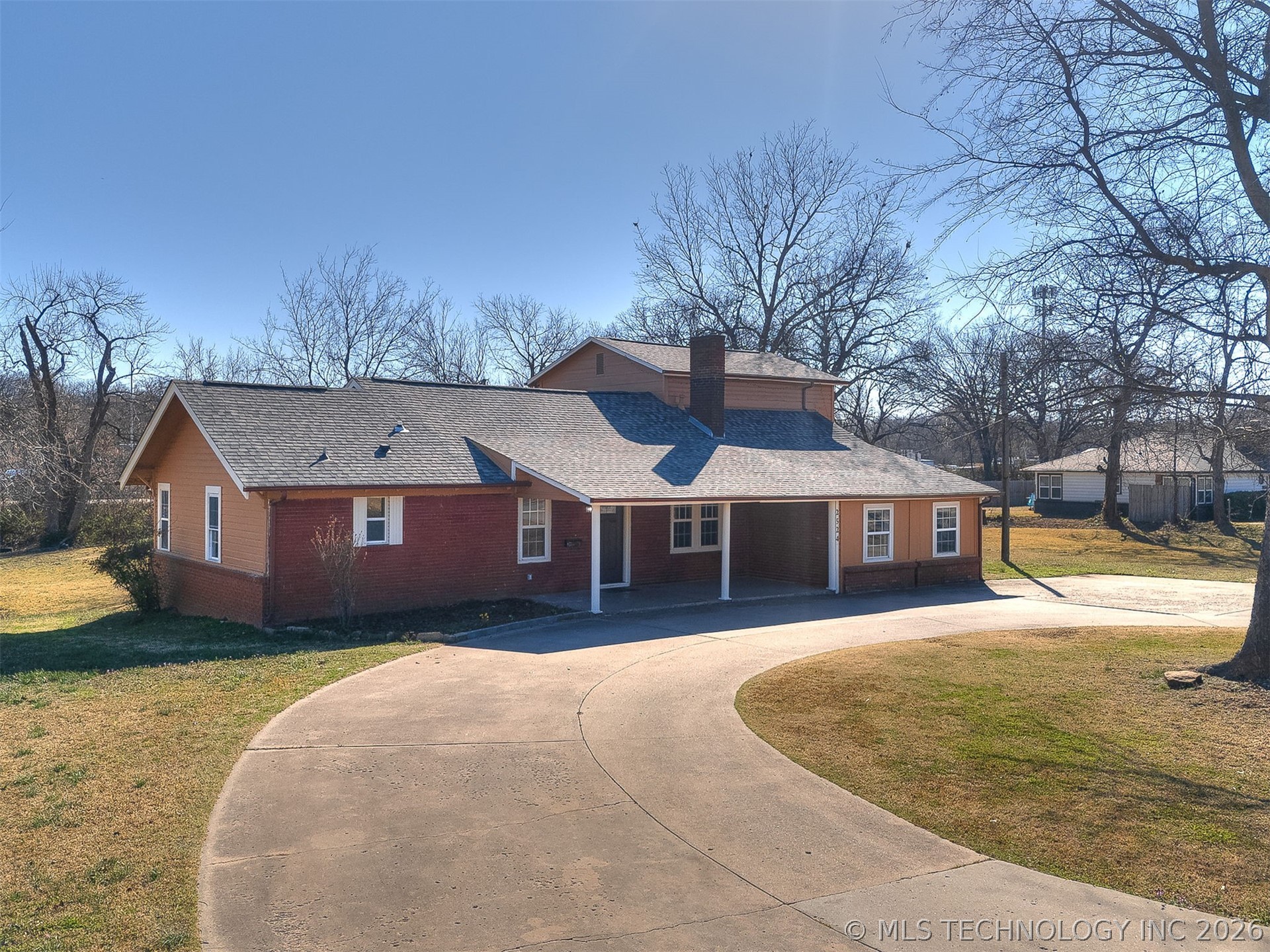 Photo 1 of 38 — 2524 W 51st Street, Tulsa, OK 74107