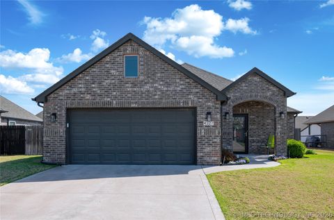 Photo of Tulsa, OK 74134 (MLS # 2616226)