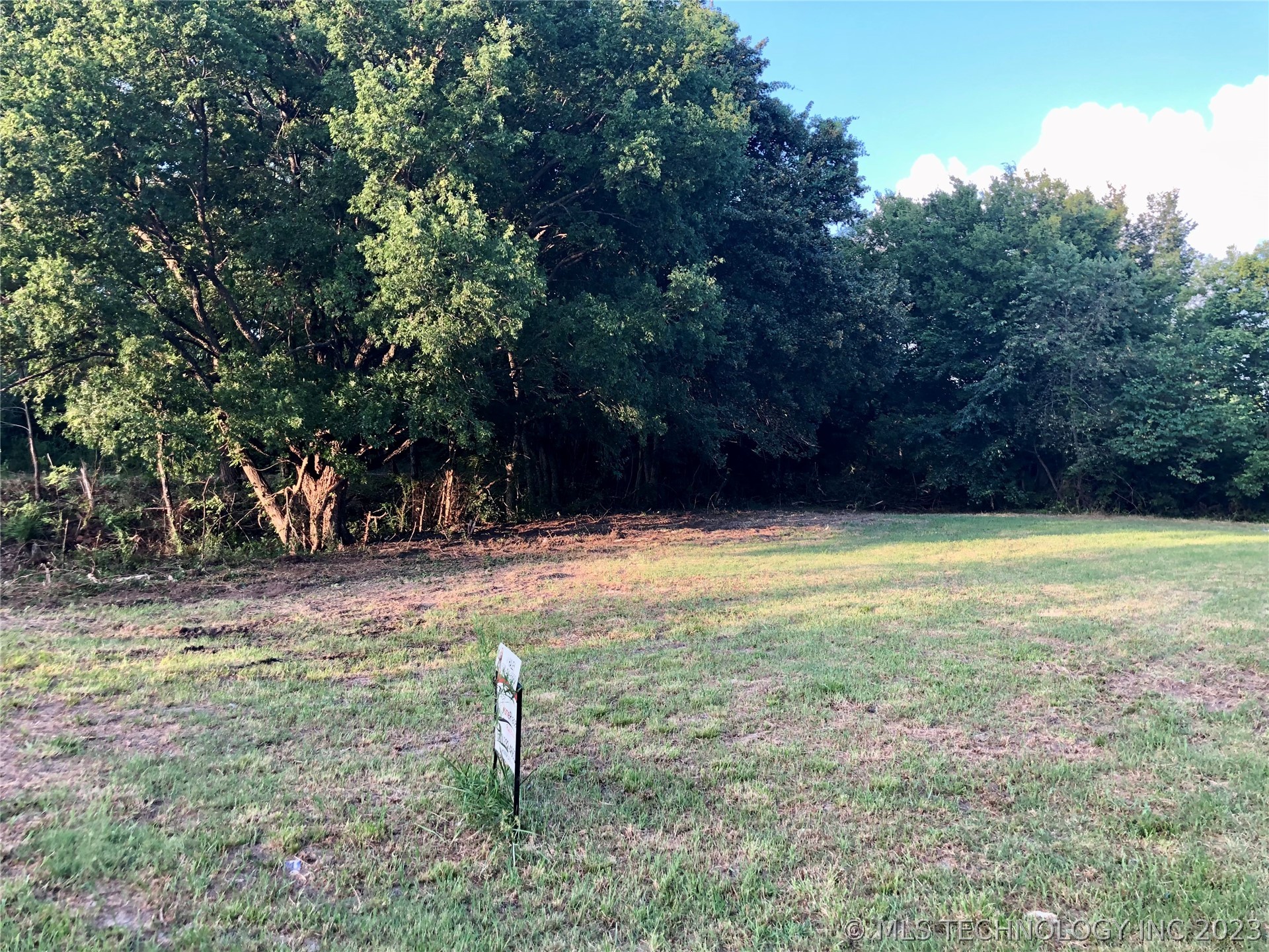 Photo 1 of 5 of Baltimore land