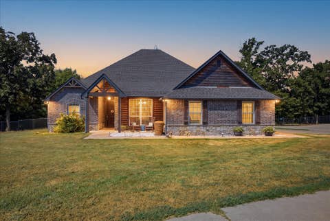 Photo of 19412 S Mountain Lane, Claremore, OK 74019 (MLS # 2629993)