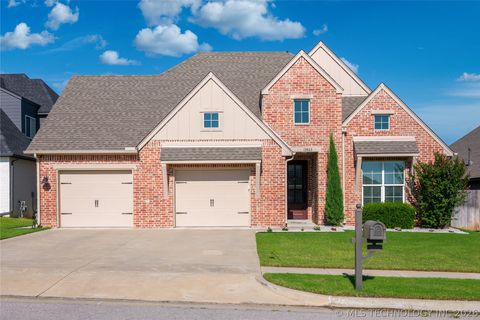 Photo of 13863 S 21st Place, Bixby, OK 74008 (MLS # 2622476)