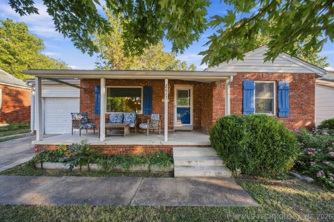 Photo of 2617 E 2nd Street, Tulsa, OK 74104 (MLS # 2632317)