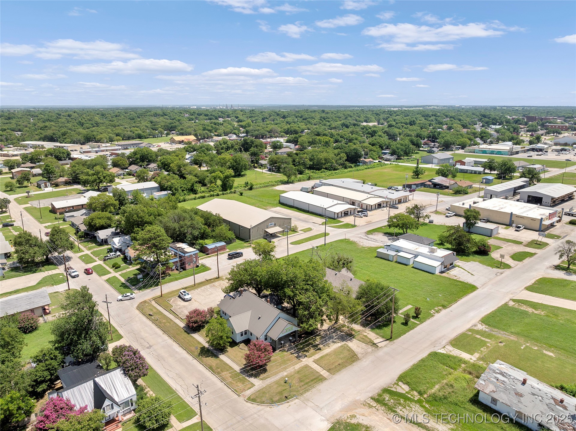 925 W Main Street