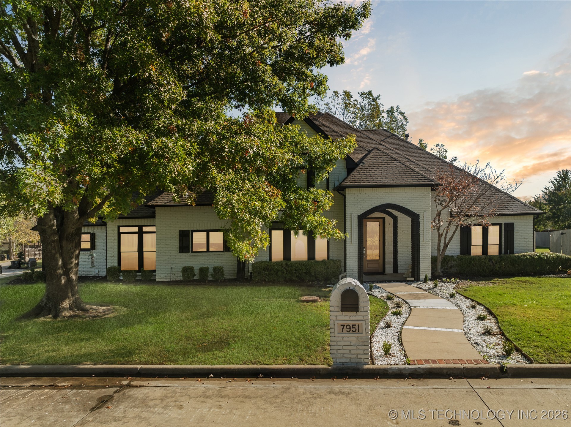 Photo 1 of 39 — 7951 S Hudson Place, Tulsa, OK 74136