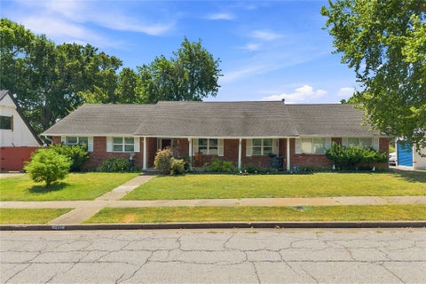 Photo of 7812 E 55th Street, Tulsa, OK 74145 (MLS # 2636892)