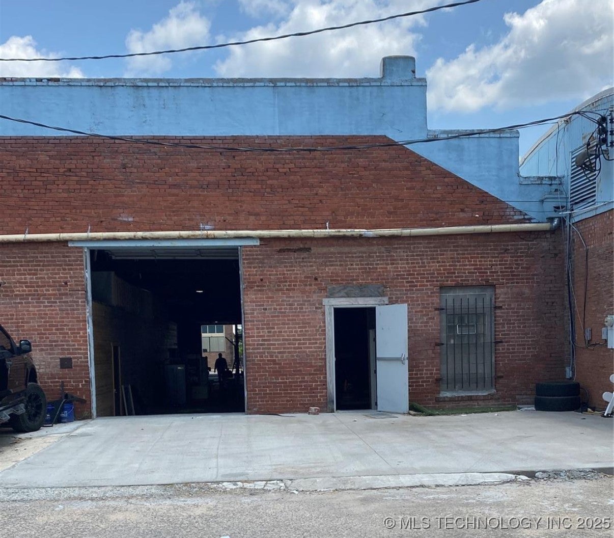 111 N Washington Street