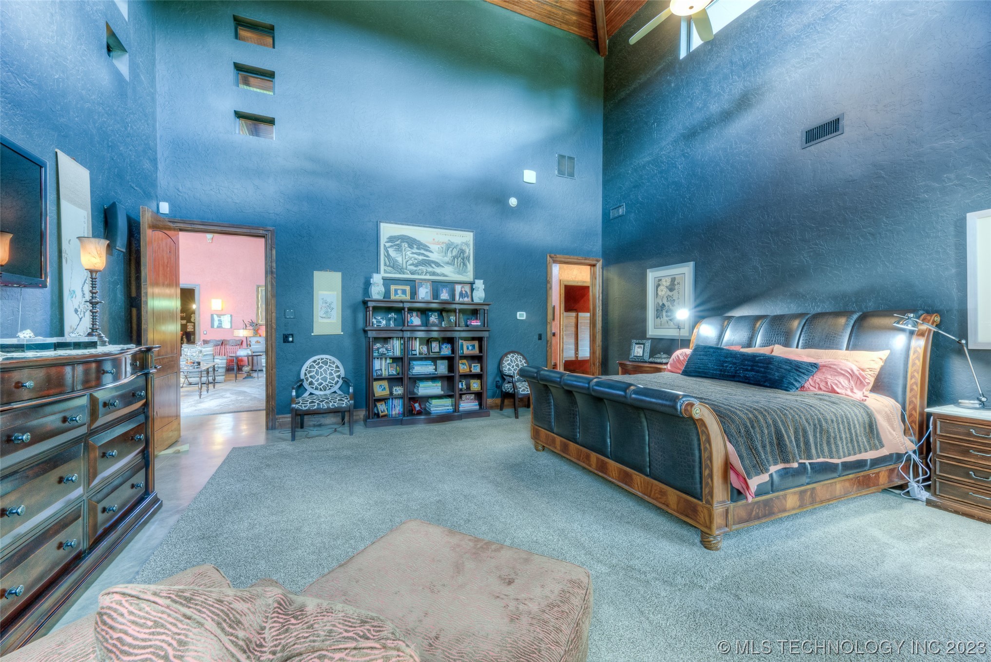 Photo 20 of 44 of 14380 Creager Road house