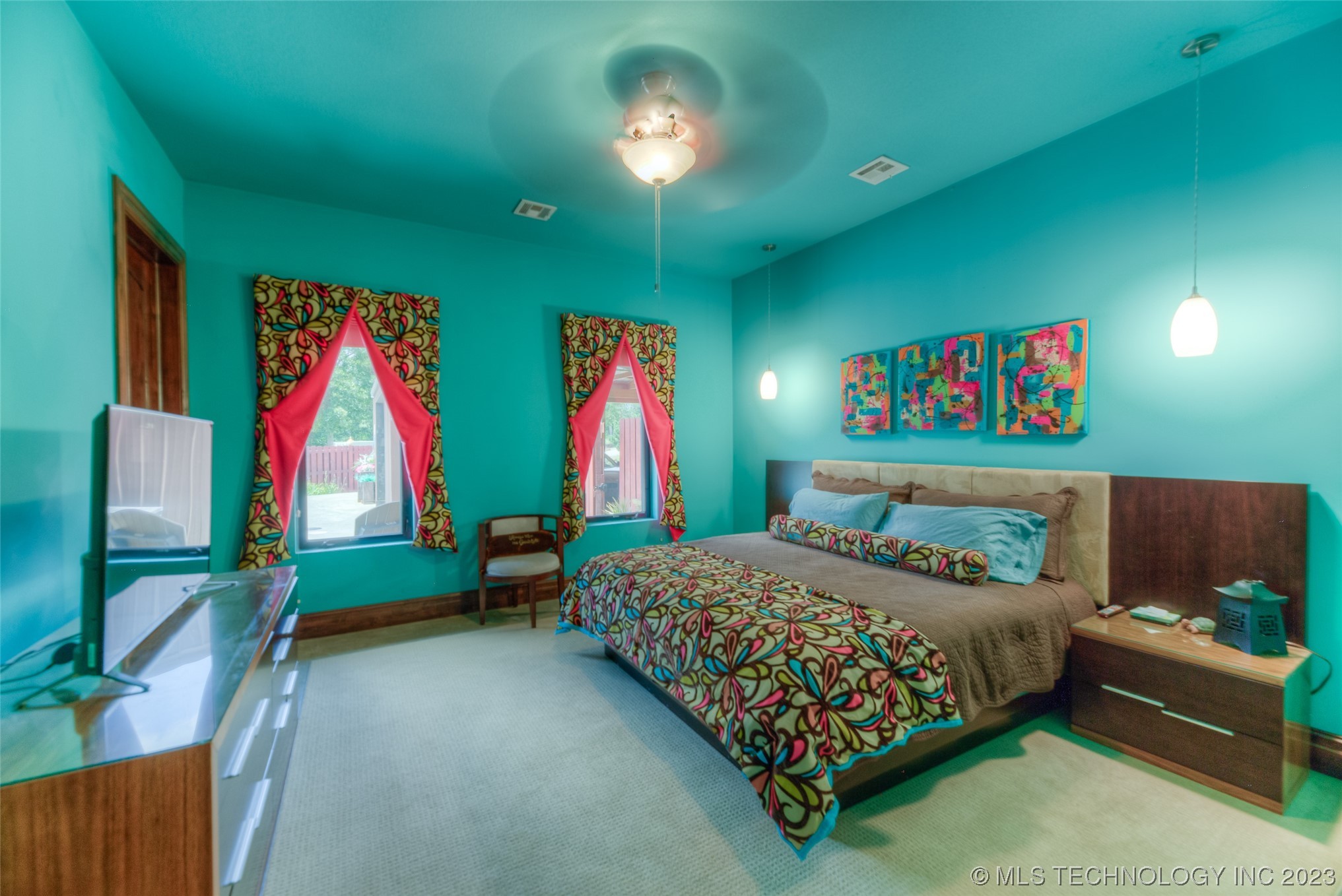 Photo 18 of 44 of 14380 Creager Road house