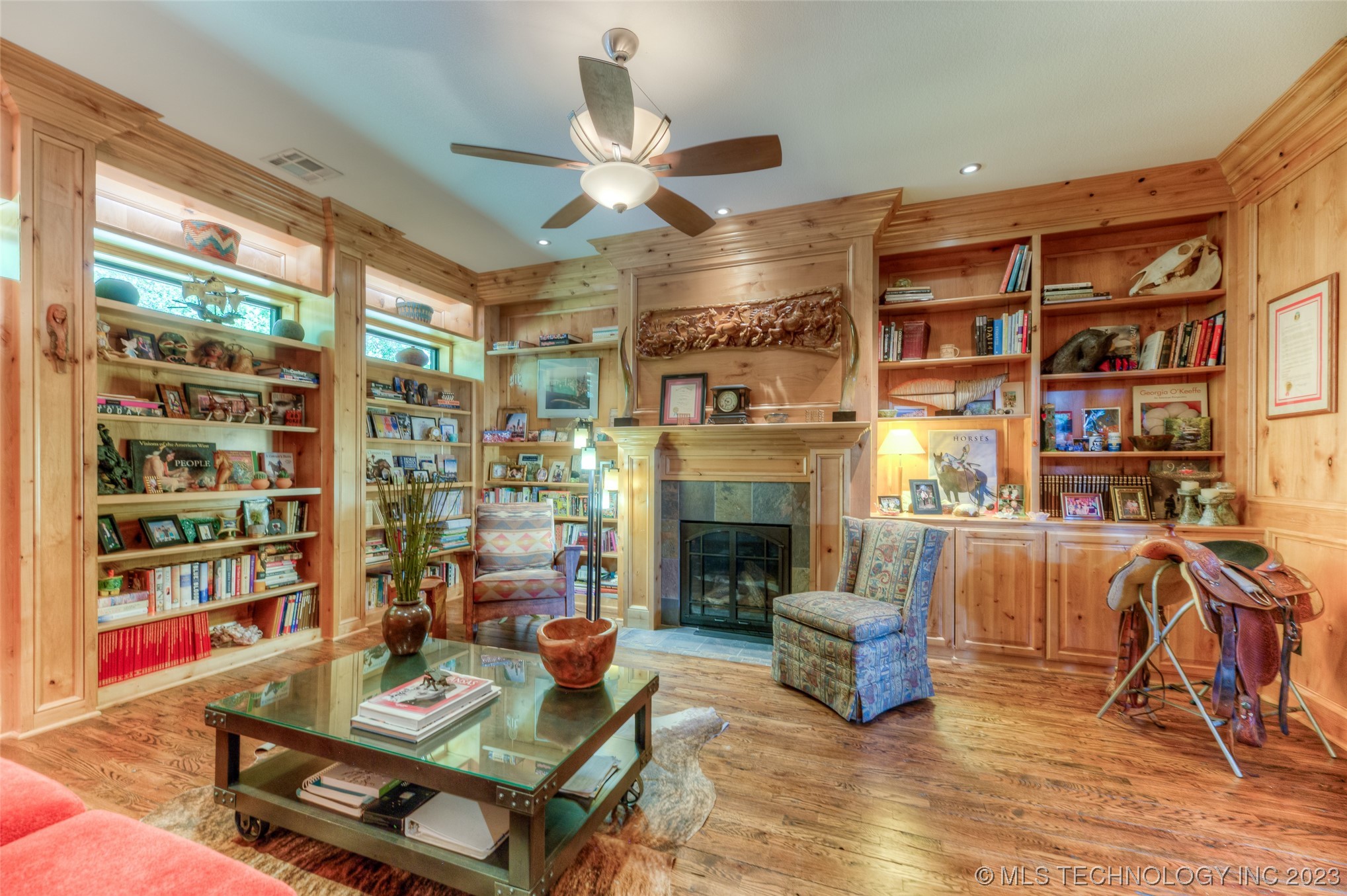 Photo 17 of 44 of 14380 Creager Road house