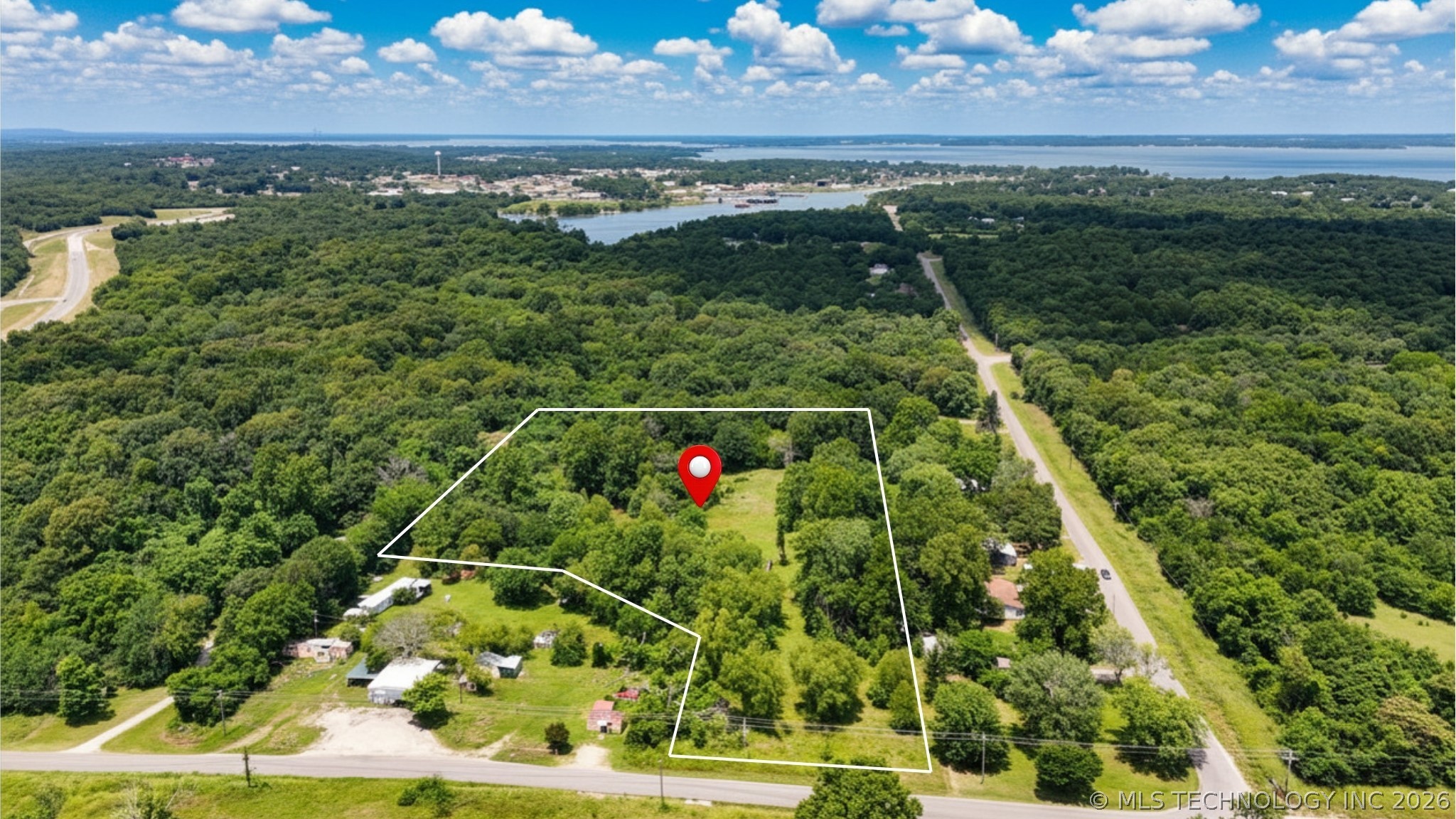 Photo 1 of 13 — 330 E 1210 Road, Eufaula, OK 74432