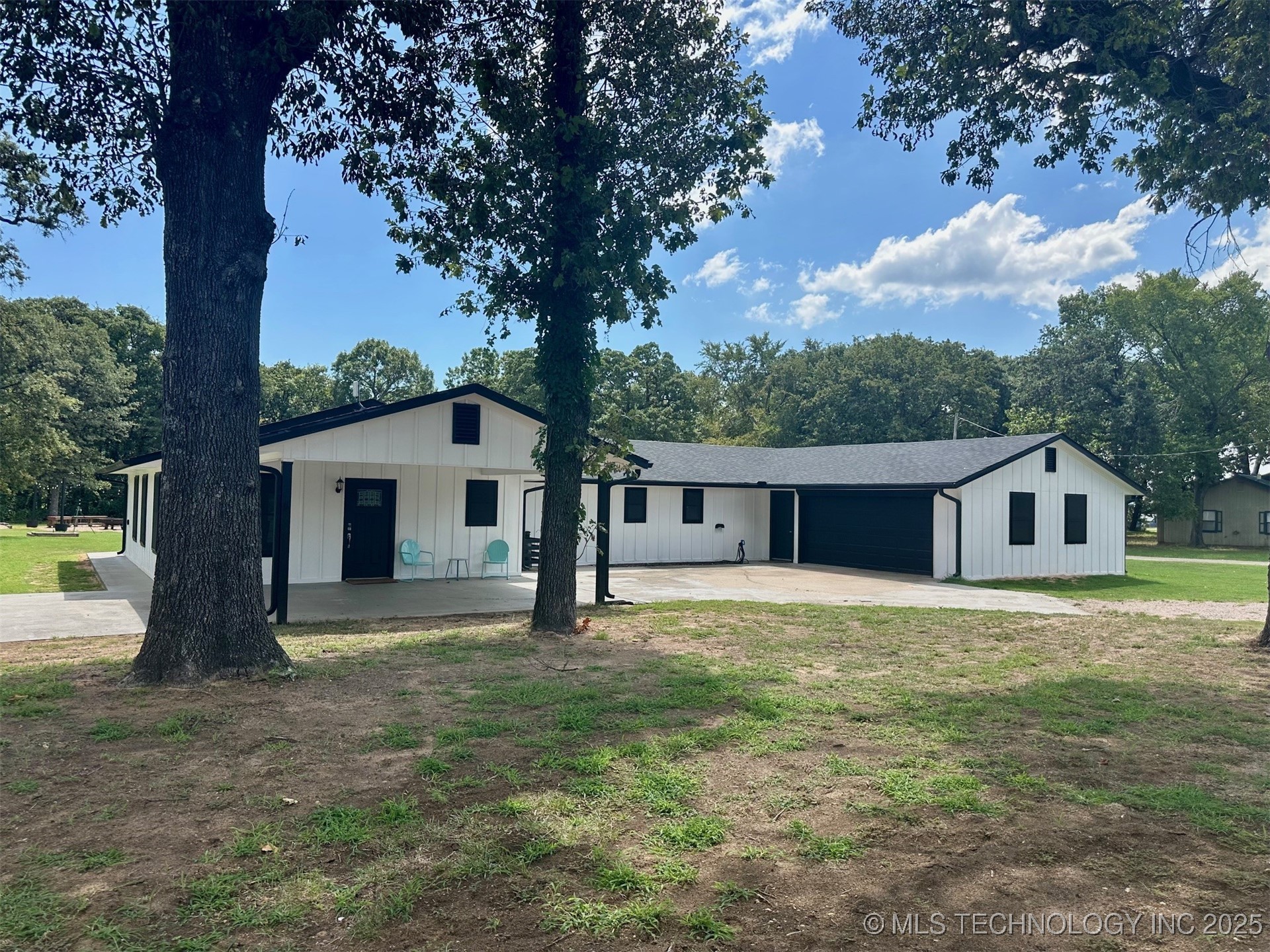 1668 Waters Road