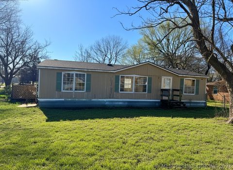 111 W Bryan Calera OK 74730