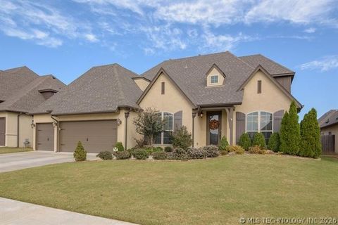 Photo of 16515 E 47th Place, Tulsa, OK 74134 (MLS # 2604961)