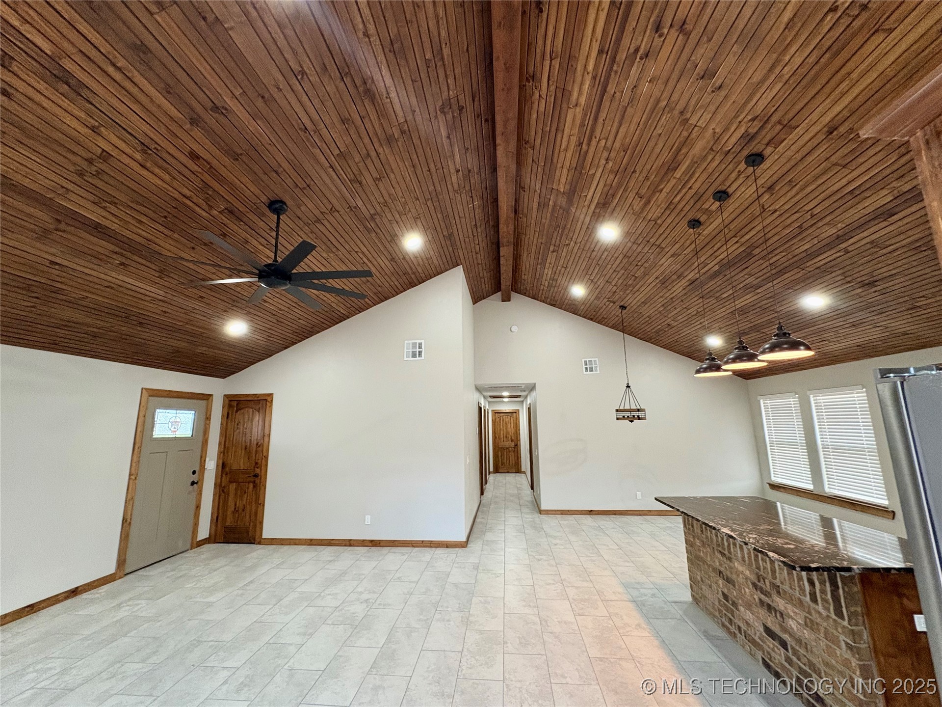 11893 Xavri Lane