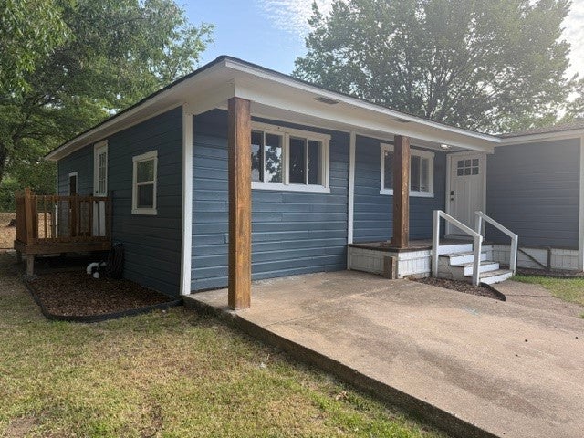 1104 Waco