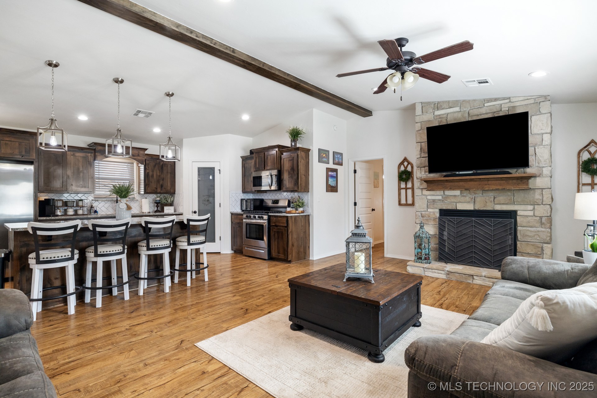 10604 Pecan