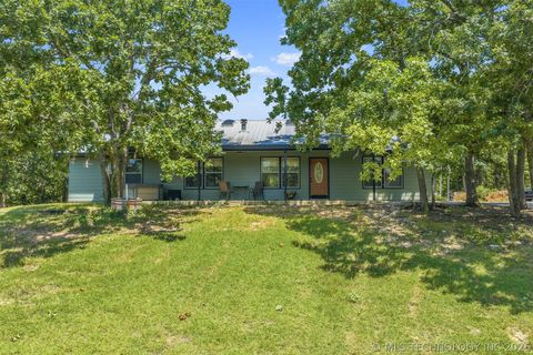 Photo of 3670 Sleepy Hollow Road, Sulphur, OK 73086 (MLS # 2624840)