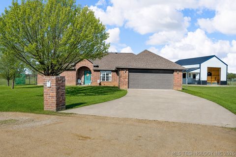Photo of 107 Bo Court, Durant, OK 74701 (MLS # 2616819)
