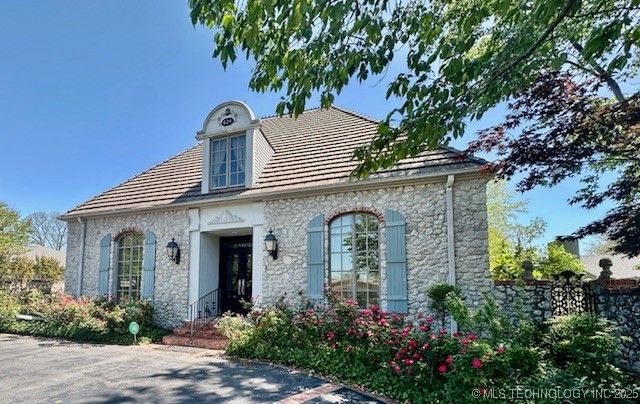 624 Sunset Drive SW