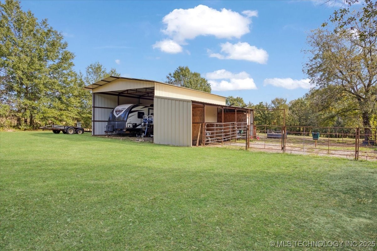 2251 Green Acres Drive