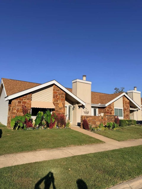 Photo of 8022 S 75th EastAvenue, Tulsa, OK 74133 (MLS # 2637739)