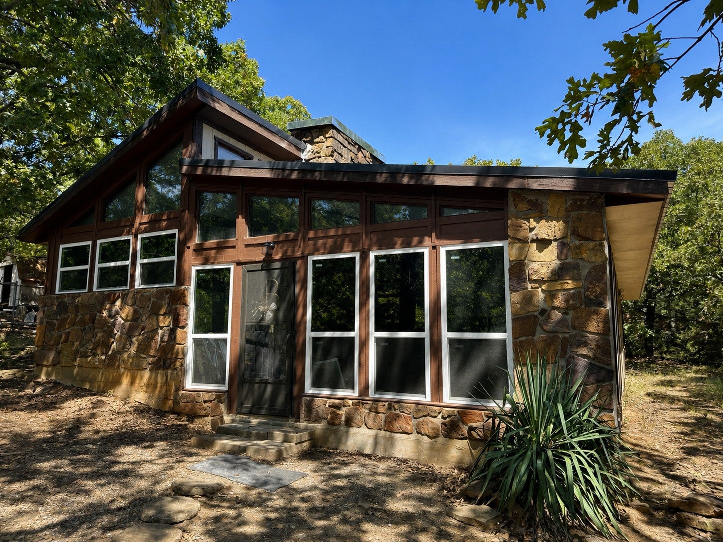 427 Lake Shore