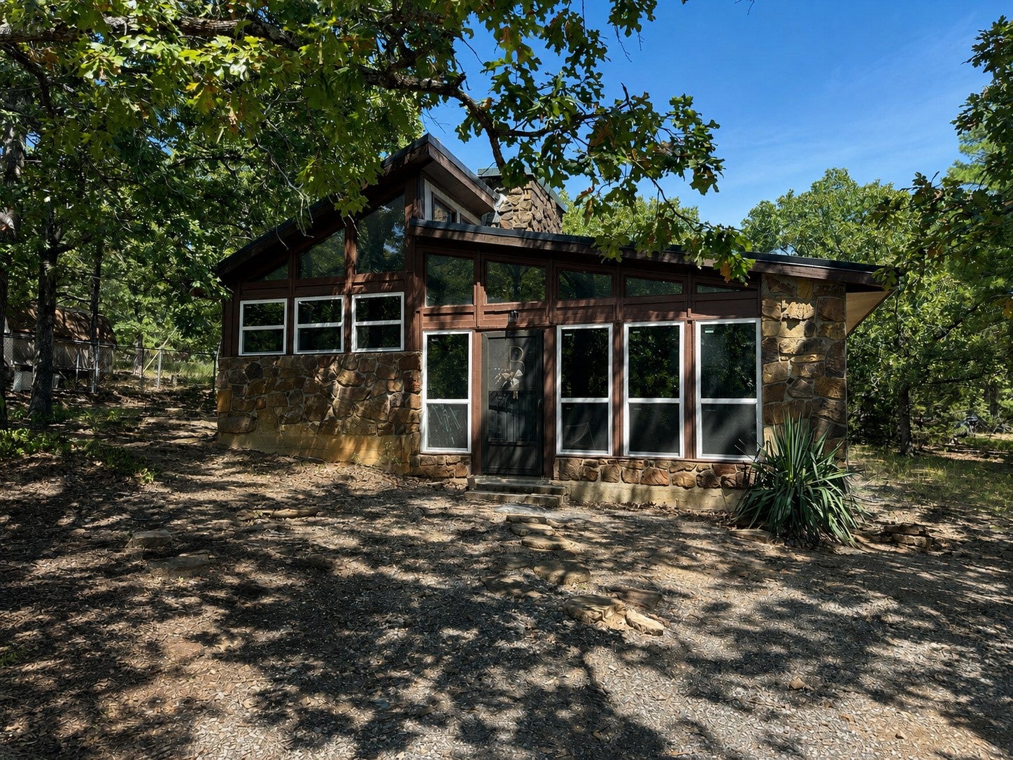 427 Lake Shore