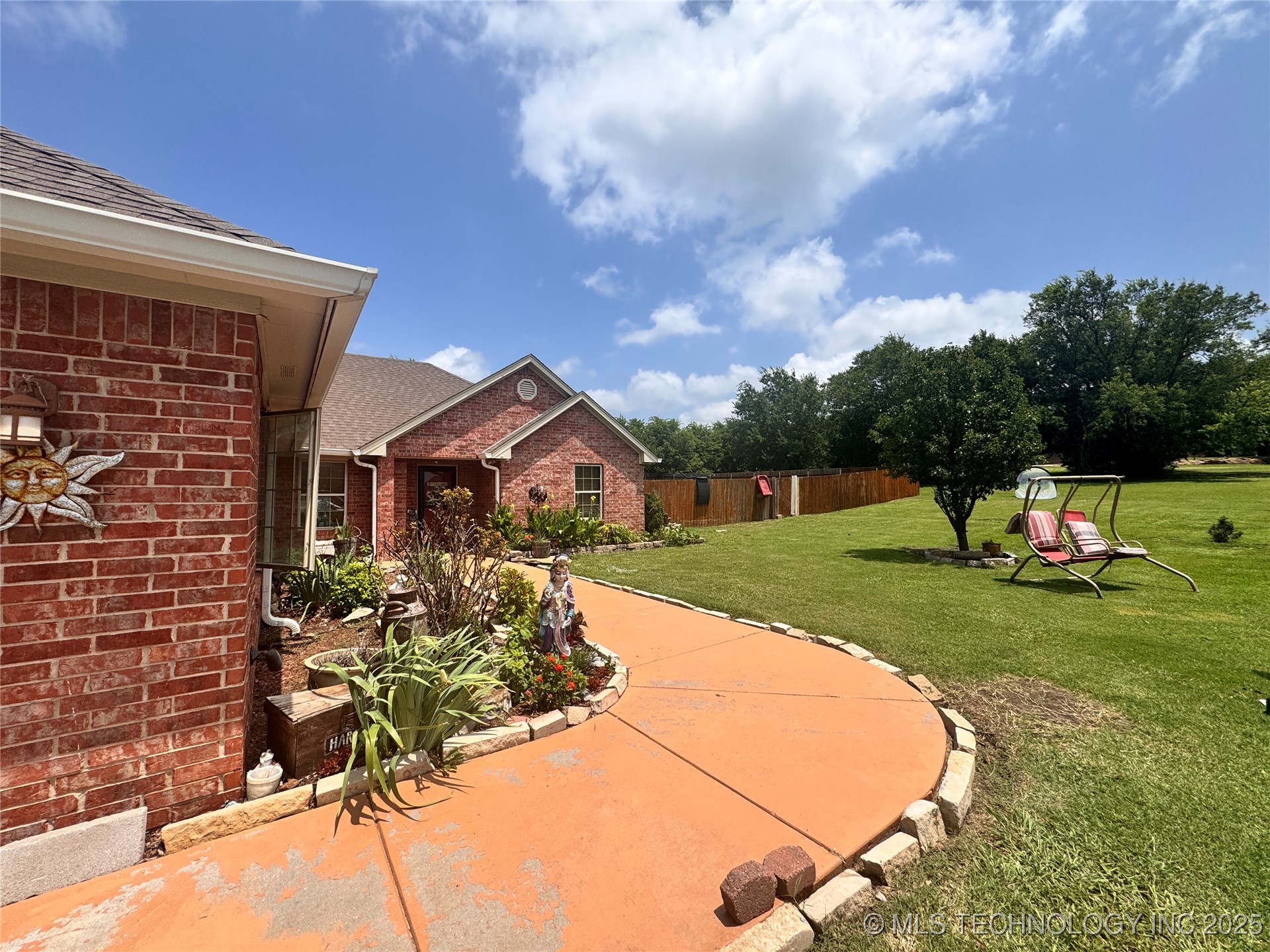 400 Scenic Circle