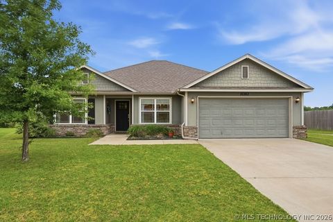 Photo of 10363 S Nathan Street, Jenks, OK 74037 (MLS # 2616188)