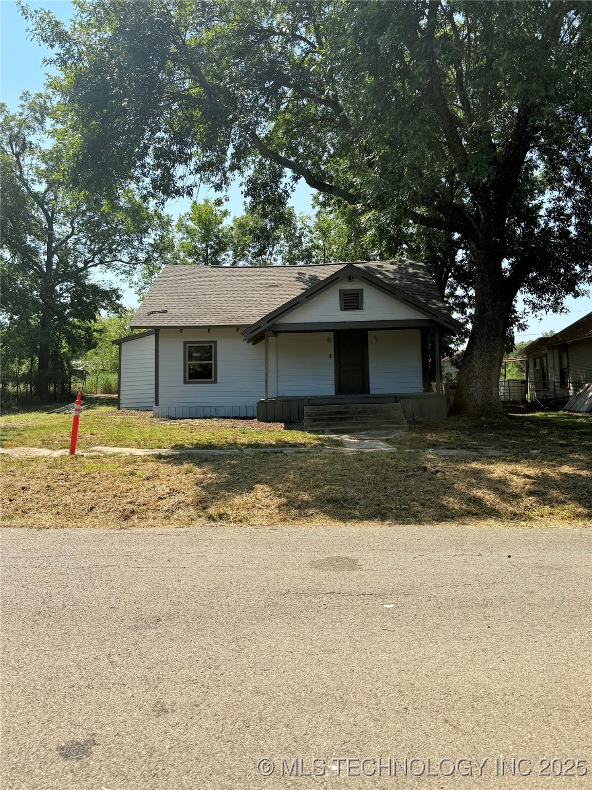 109 W Victor Street