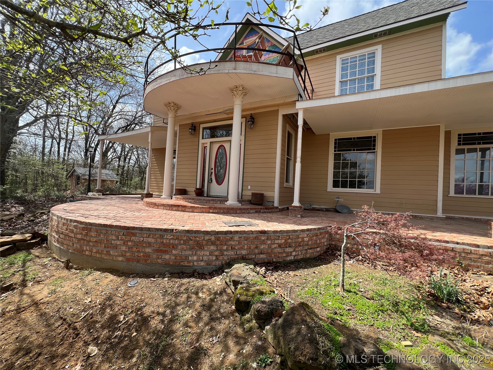 3075 Sawmill Road