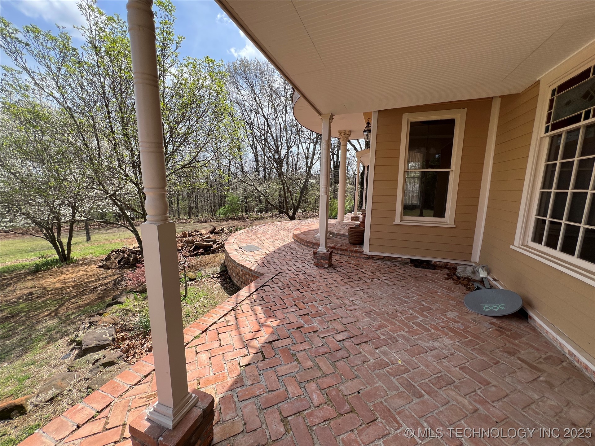3075 Sawmill Road