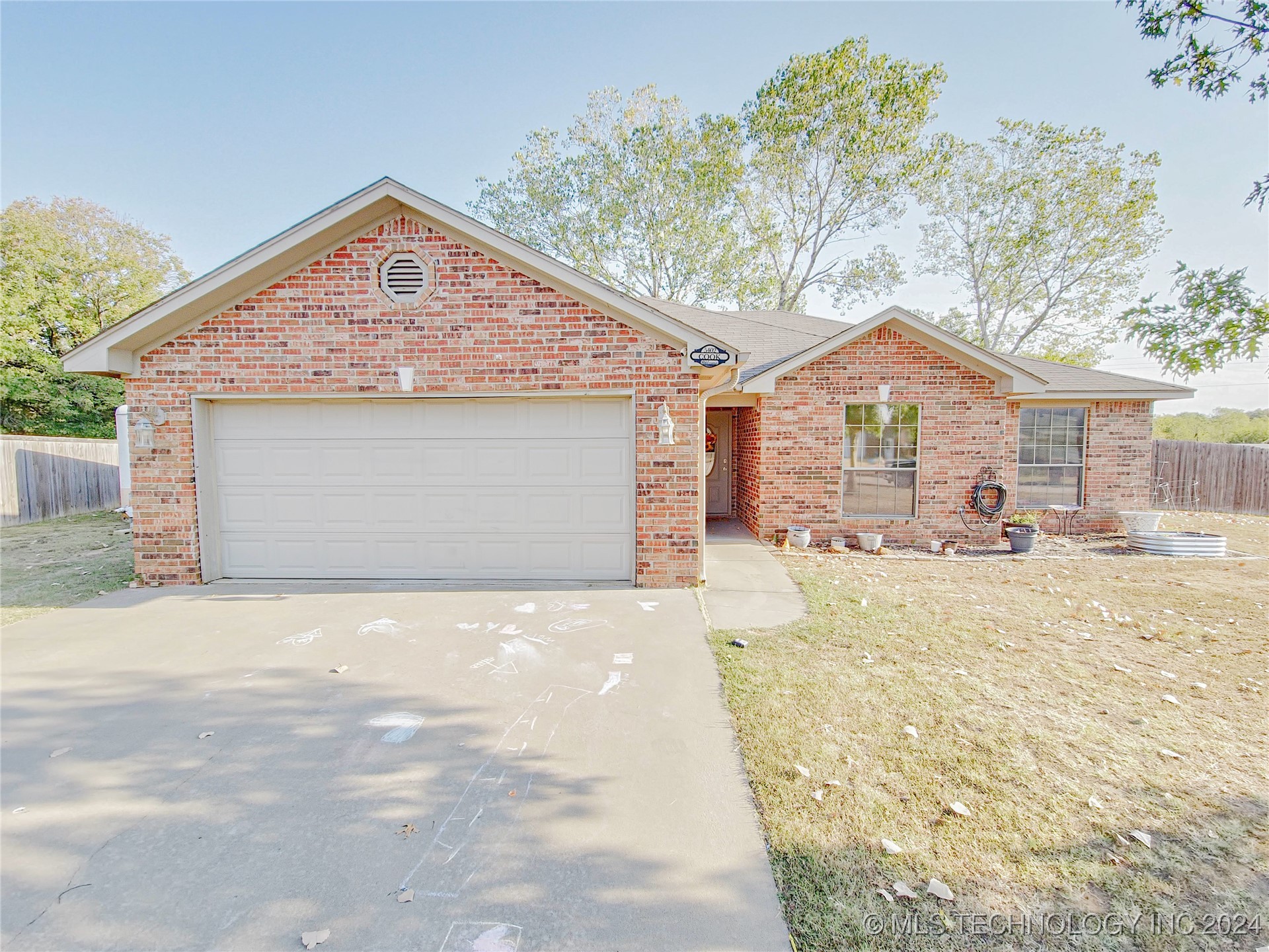 5402 Roadrunner Court