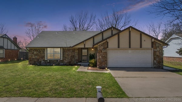 3866 E 98TH ST, TULSA, OK 74137 - Image 834becbc280824fd2b790111d69f4e20/947220692