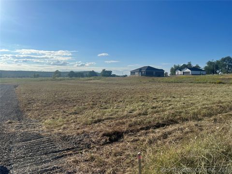 Photo of 16990 W 829 Road, Tahlequah, OK 74464 (MLS # 2610905)