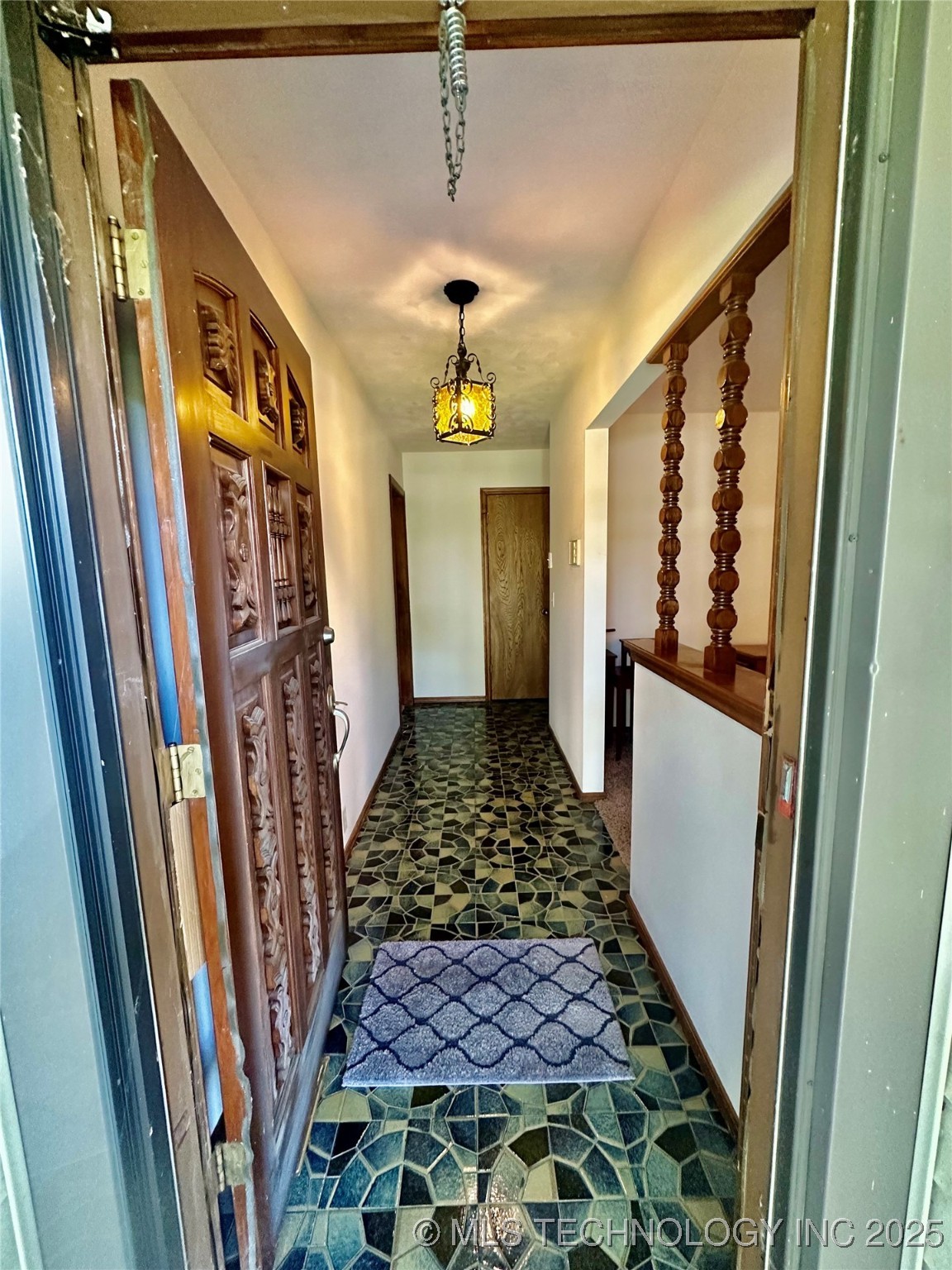 4439 Hillside Drive