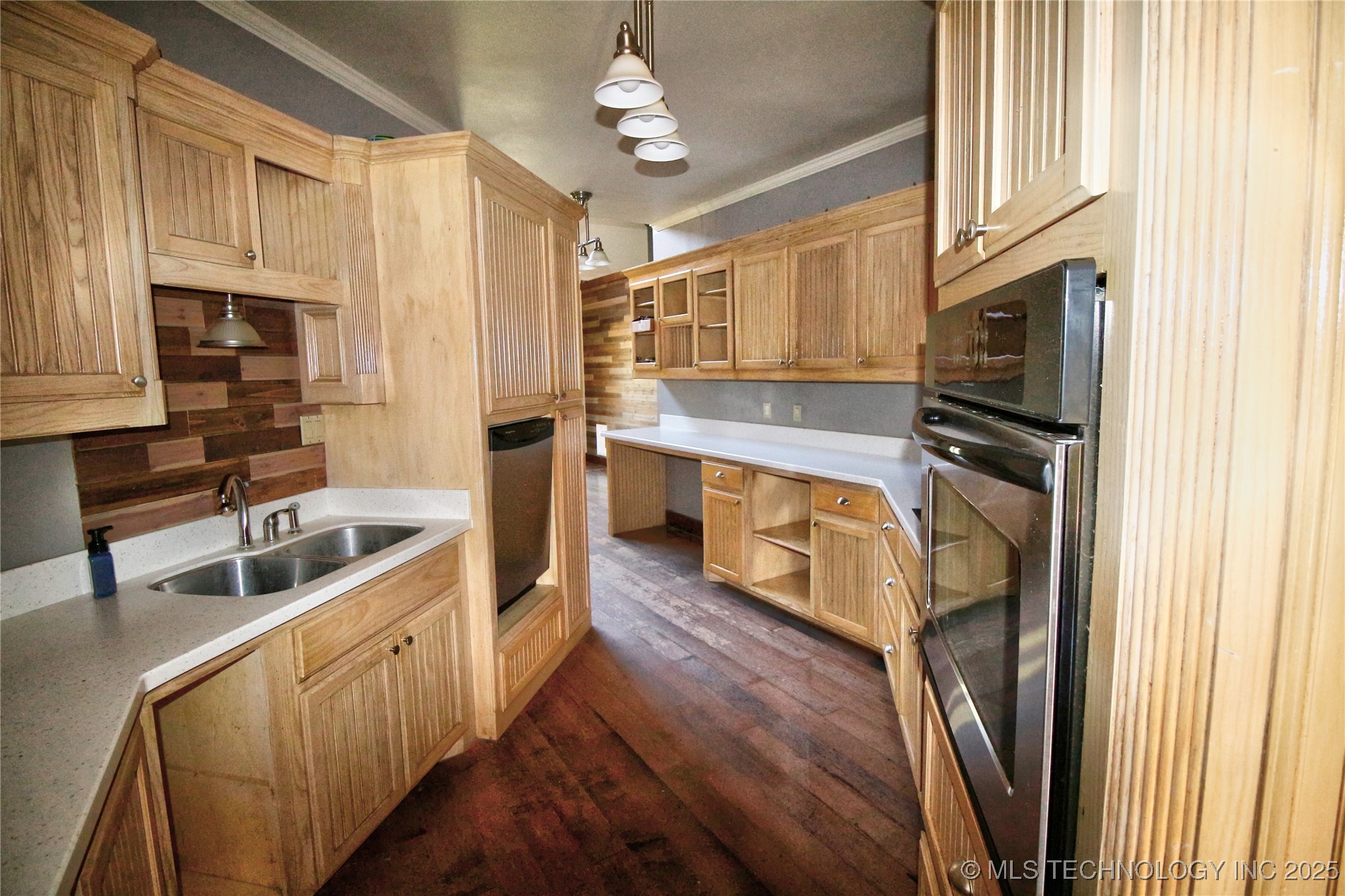 9042 Indian Blanket Lane