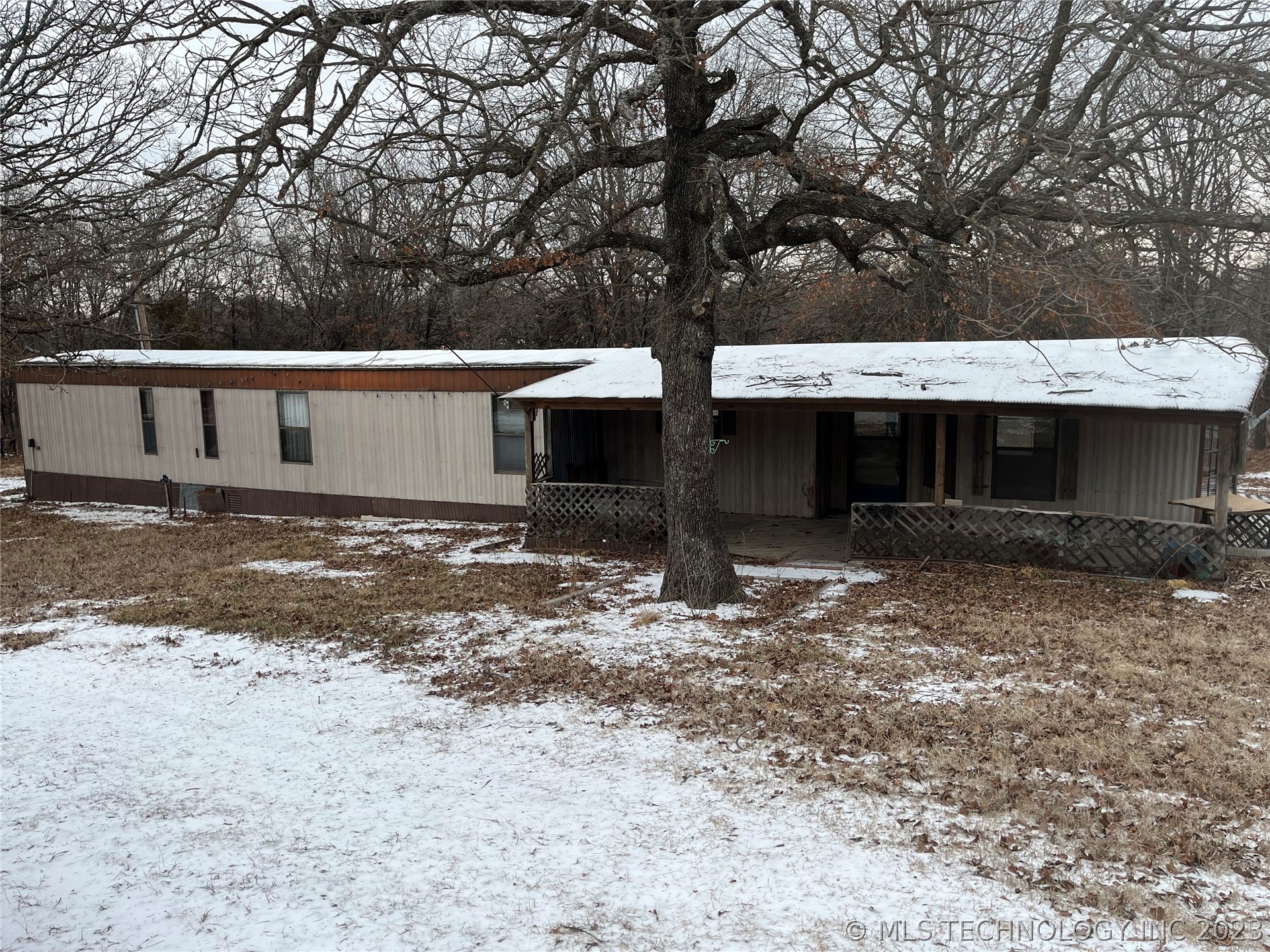 Photo 5 of 16 of 15233 S 283rd WestAvenue mobile home