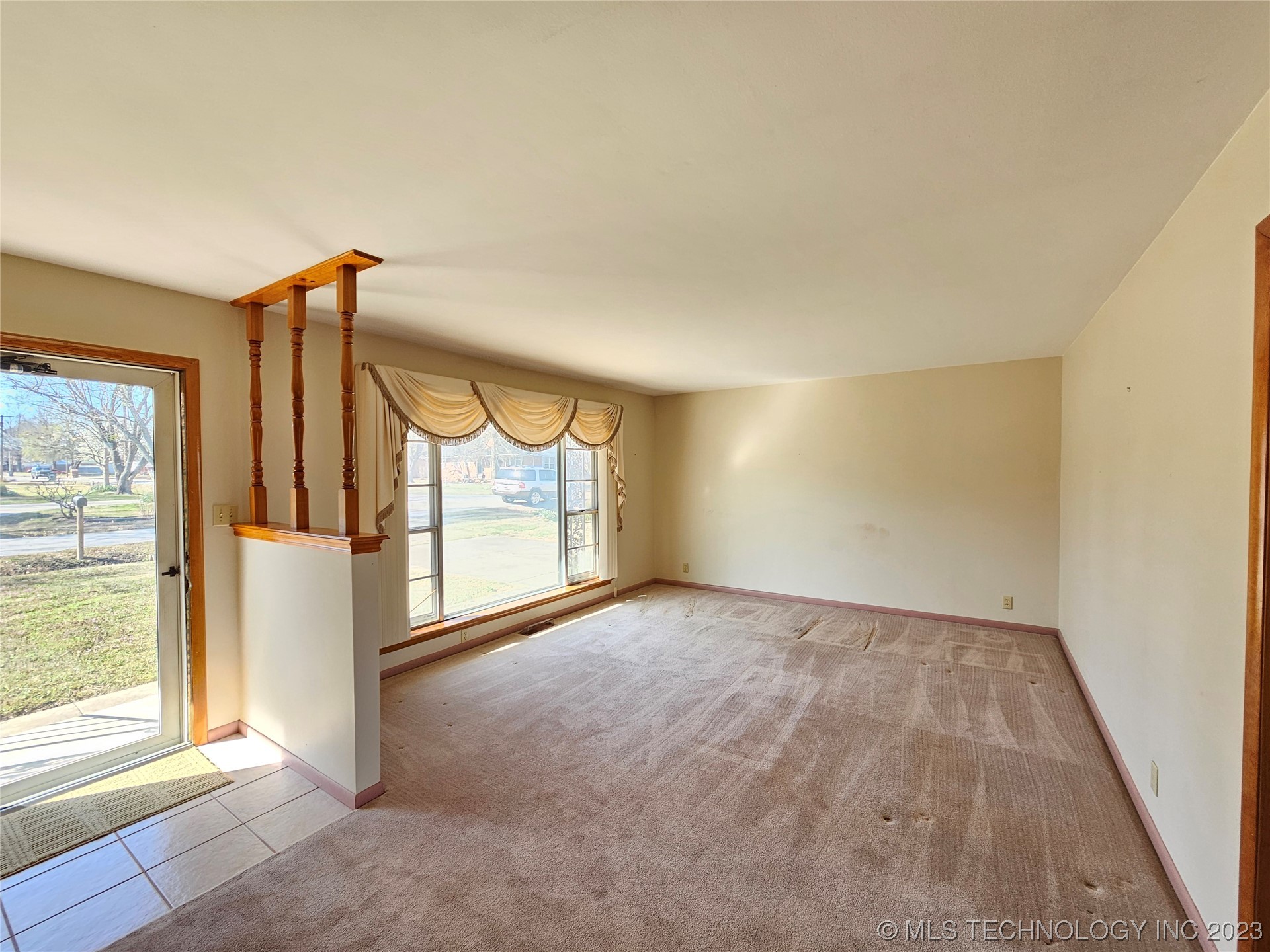 Photo 2 of 6 of 5933 W 37th Street house