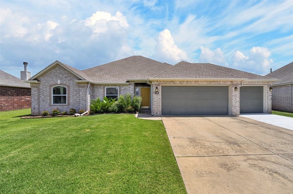 4813 S 200TH EAST AVE, BROKEN ARROW, OK 74014 - Image 86c8b7fac2e8a697b3e0e7b883ef2481/1938371393